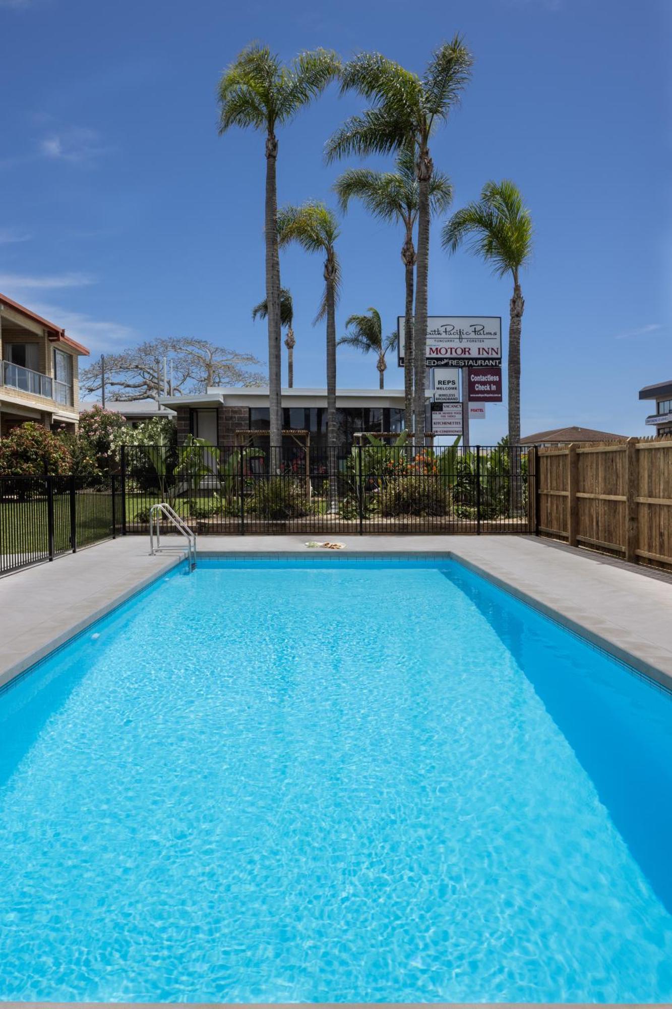 South Pacific Palms Motor Inn Tuncurry Zewnętrze zdjęcie